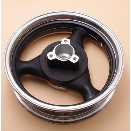 Jante arriere noire pour frein a disque 13 pouces